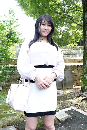 Welcome to our new model Miki Motohashi